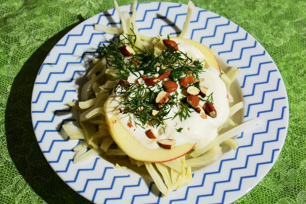 Italienische Küche Für Gesunde Mediterrane Ernährung Salat Mit Apfel Fenchel — Stockfoto