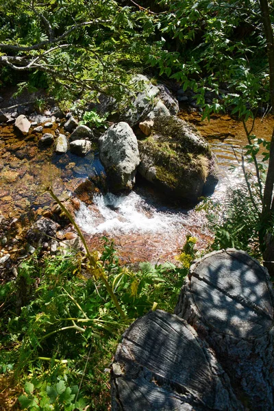 Ecke Fluss Felsen Verborgenen Italienischen Bergen — Stockfoto