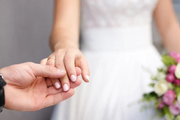 Hand in hand — Stock Photo, Image