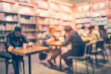 Arka plan bulanık - kahve dükkanı bokeh ile bulanık. Vintage için