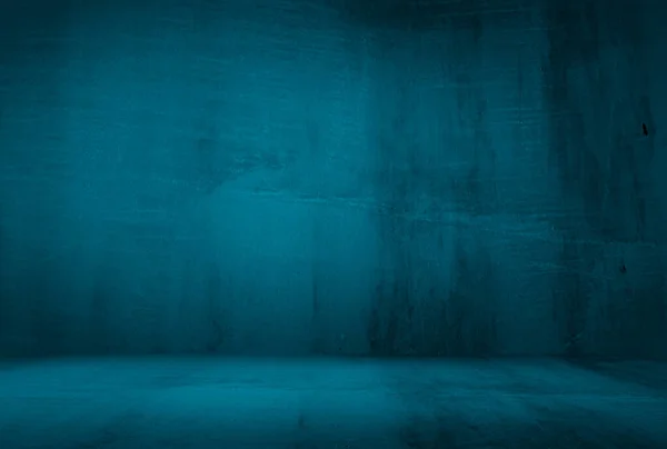 Ročník grunge modrý beton textura studio zeď pozadí s dálniční. — Stock fotografie