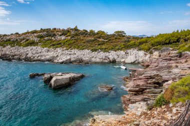 Türkiye 'deki Aktas Plajı, Akdeniz kıyısındaki Lycian yolu.