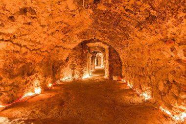 Dominik kilise ve manastır Lviv mağara