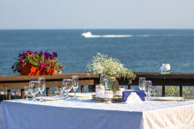 Zarif yaz düğün tablo plaj önünde