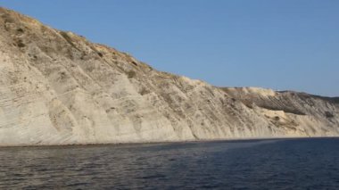 Karadeniz sahilleri. Kel rock dağ