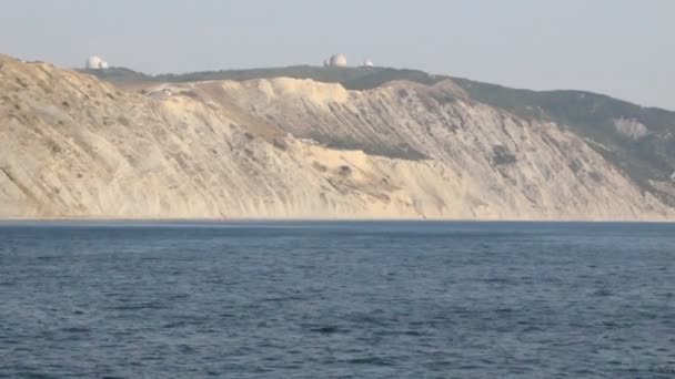 Black sea coast. Bald rock mountain — Stock Video