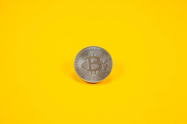 Photograph Bitcoin Coins Symbolizing Financial Market Cryptocurrencies Colored Background People — Stock Photo, Image