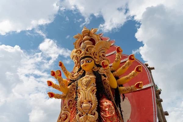Віджаядашамі Богиня Дурга Ідол Готується Занурення Тлі Блакитного Неба Білих — стокове фото