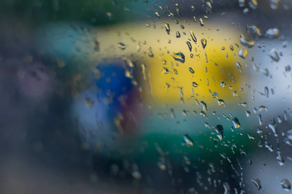 Regendruppels Die Glas Vallen Abstracte Vervaging Foto Van Moesson Van — Stockfoto