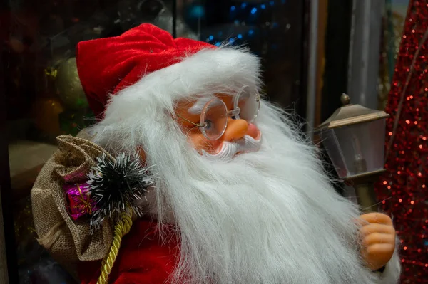 Happy Joyful Face Santa Claus Dolls Displayed Sale New Market — Stock Photo, Image