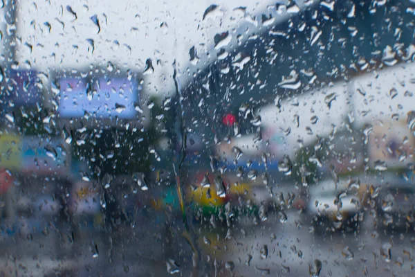 Gotas Chuva Caindo Vidro Borrões Abstratos Imagem Estoque Monção Kolkata — Fotografia de Stock