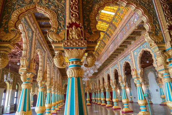 Mysore Karnataka India Noviembre 2018 Hermosos Pilares Interiores Decorados Del — Foto de Stock
