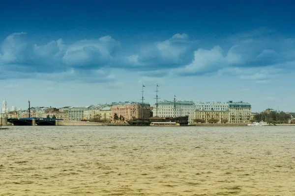 Saint Petersburg Ryssland Neva Flodbank Panorama Landskap Sankt Petersburg Ryssland — Stockfoto