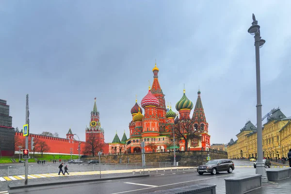 Kremlin Square Moscow Rússia Abril 2018 Vista Das Torres Kremlin — Fotografia de Stock