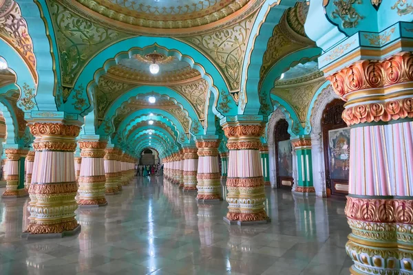 Mysore Karnataka India Noviembre 2018 Hermoso Techo Interior Decorado Pilares — Foto de Stock