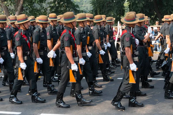 Kalkuta Bengal Zachodni Indie Stycznia 2020 Indyjscy Oficerowie Wojskowi Maszerują — Zdjęcie stockowe