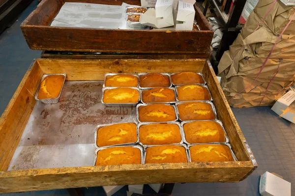 加尔各答 印度西孟加拉邦 2019年第29个墓地 白梅蛋糕正在新市场地区的Nahoum和Sons出售 这是一家已有100年历史的传统蛋糕店 蛋糕被认为是加尔各答的遗产 — 图库照片