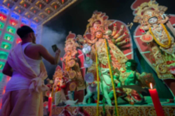 Imagen Borrosa Del Sacerdote Bengalí Hindú Que Adora Diosa Durga — Foto de Stock