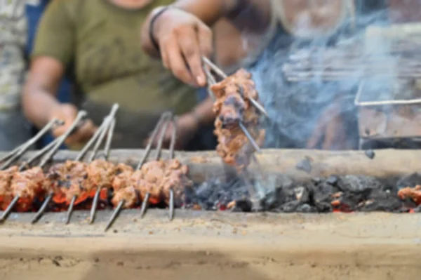 Unscharfes Bild Von Chicken Seekh Kababs Werden Straßenrand Vorbereitet Kalkutta — Stockfoto