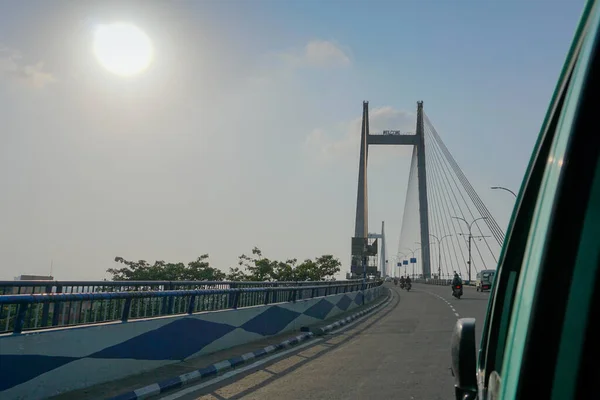 Калькутта Западная Бенгалия Индия Июля 2020 Солнечные Лучи Голубом Небе — стоковое фото