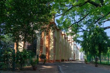 Howrah, West Bengal, India- 22 Nisan 2019: Hint Mühendislik ve Teknoloji Enstitüsü Tarihi Müdürlüğü, IIEST, eski B.E.College Shibpur kampüsü. İngiliz mimarisi.