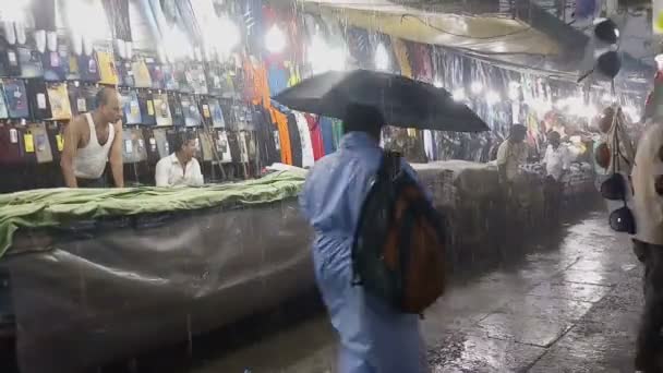 Kolkata Západní Bengálsko Indie Srpna 2019 Chodci Procházejí Kolem Obchodů — Stock video