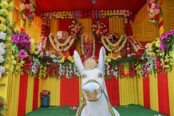 Koński Bożek Ciągnie Rydwan Boga Jagannath Balaram Suvodra Jest Czczony — Zdjęcie stockowe