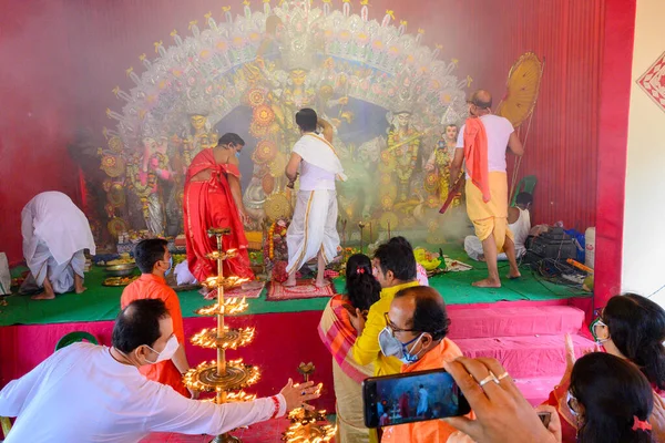 Howrah Batı Bengal Hindistan Ekim 2020 Hindu Rahip Durga Kutsal — Stok fotoğraf