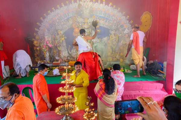Howrah Bengala Occidentale India Ottobre 2020 Dea Durga Venerata Sacerdote — Foto Stock