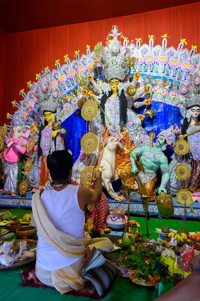 Howrah West Bengal India Oktober 2020 Touching Goddess Durga Med – stockfoto
