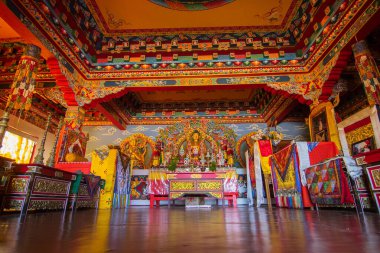 Rinchenpong, Sikkim, Hindistan - 18 Ekim 2016: Güzel Rinchen Chholing Manastırı iç görünümü. Rinchenpong, Sikkim, Hindistan. İzinle resim çekimi.