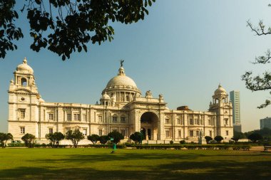 Victoria Memorial, Kolkata, Kalküta, Batı Bengal, Hindistan. Hint Mimarisi Tarihi Anıtı. Kraliçe Victoria 'nın Hindistan' daki 25 yıllık saltanatının anısına inşa edildi..