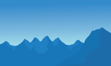 Birçok dağ silueti