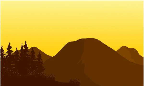 Silueta de gran montaña al atardecer — Vector de stock