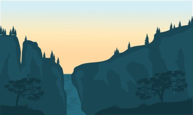 Şelale siluet görünümünü