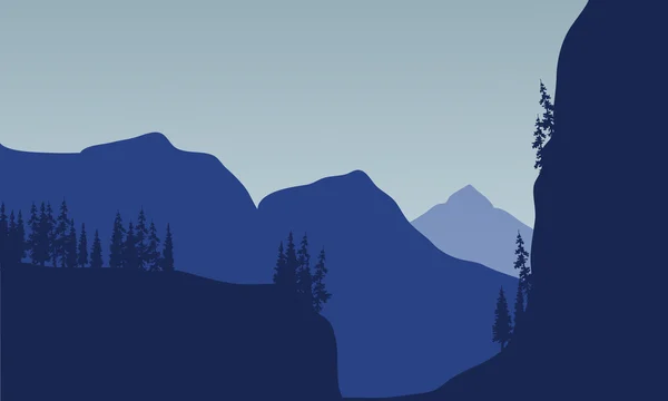 Silhouette von riesigem Berg und Baum — Stockvektor