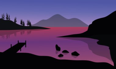 İskele ve deniz dağda silüeti