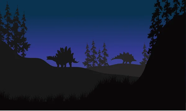 Stegosaurus in Feldern Landschaft in der Nacht — Stockvektor