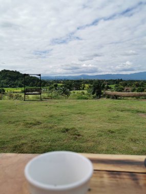 Çay seremonisi masada.
