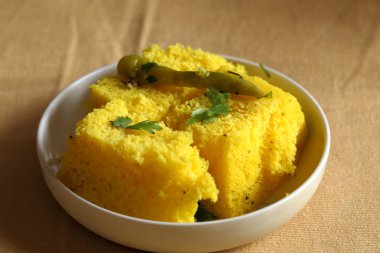 Hint kahvaltısı-khaman Dhokla