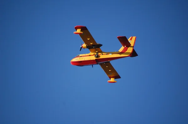 Fire-fighting aircraft