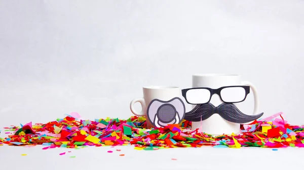 Com Bigode Uma Chupeta Confete Representando Uma Celebração Pai Filho — Fotografia de Stock