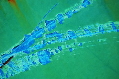 Çizik ve çatlaklarla metal doku