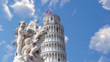 Güneşli bir günde sidik kulesinin zaman aşımı. Konum Pisa, Toskana, İtalya 