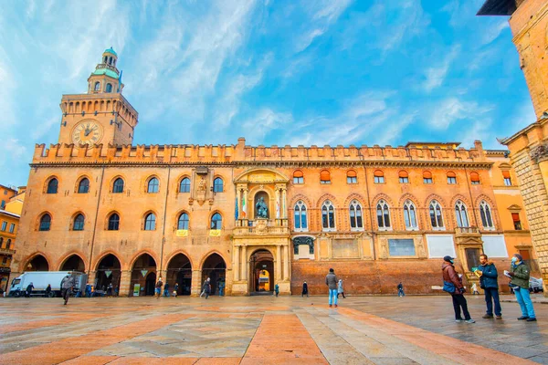 Bologna Olaszország Sunrise View Maggiore Főtere Középkori Tégla Város Íjászokkal — Stock Fotó