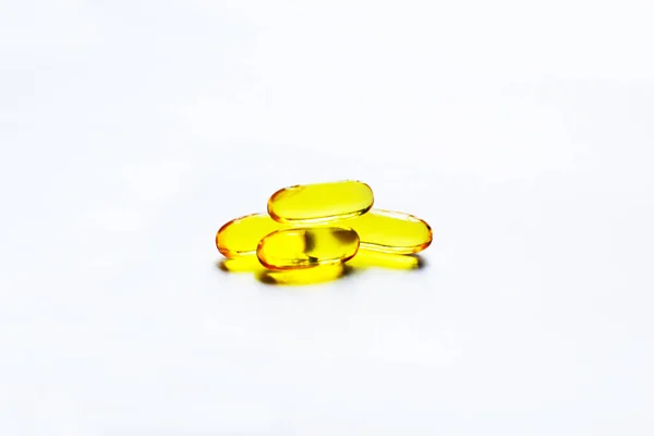 Capsules Huile Poisson Sur Fond Blanc Texture Capsules Huile Poisson — Photo