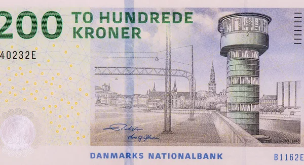クニペルズブロとその制御塔の一つ コペンハーグのニュージーランドとスロットショルメンの島々を結ぶ基本的な橋 デンマークの肖像200 Kroner 2009銀行券 — ストック写真