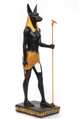 Anubis, ölüm tanrısı. Eski bir Mısır heykeli. Mumyalama, mumyalama, ölümden sonraki yaşam, mezarlıklar, mezarlar, Yeraltı Dünyası..