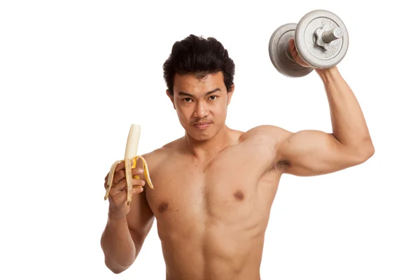 Muskularny mężczyzna Azji z bananów i hantle — Zdjęcie stockowe