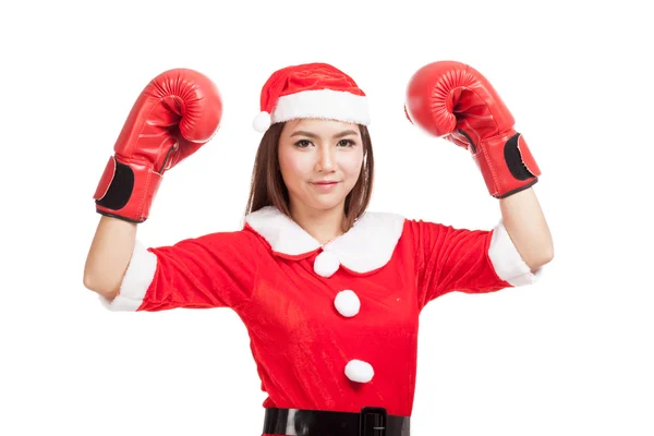 Menina asiática de Natal com roupas de Papai Noel e luva de boxe — Fotografia de Stock